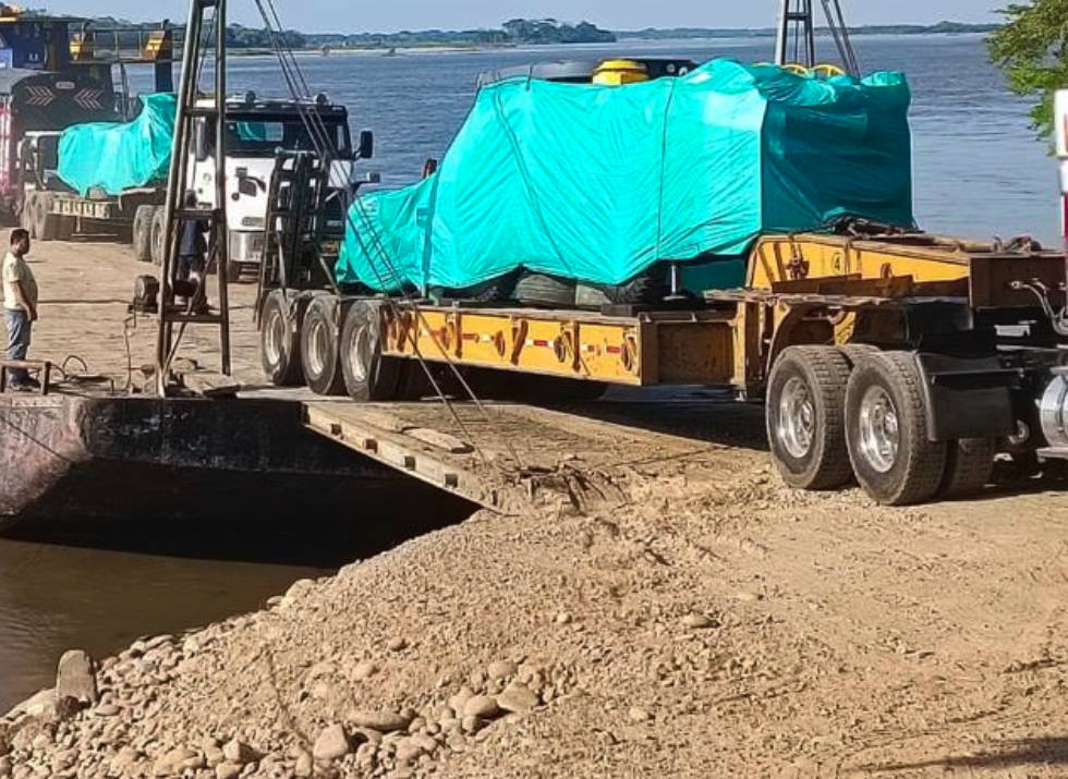 Maquinaria extra dimensionada o pesada